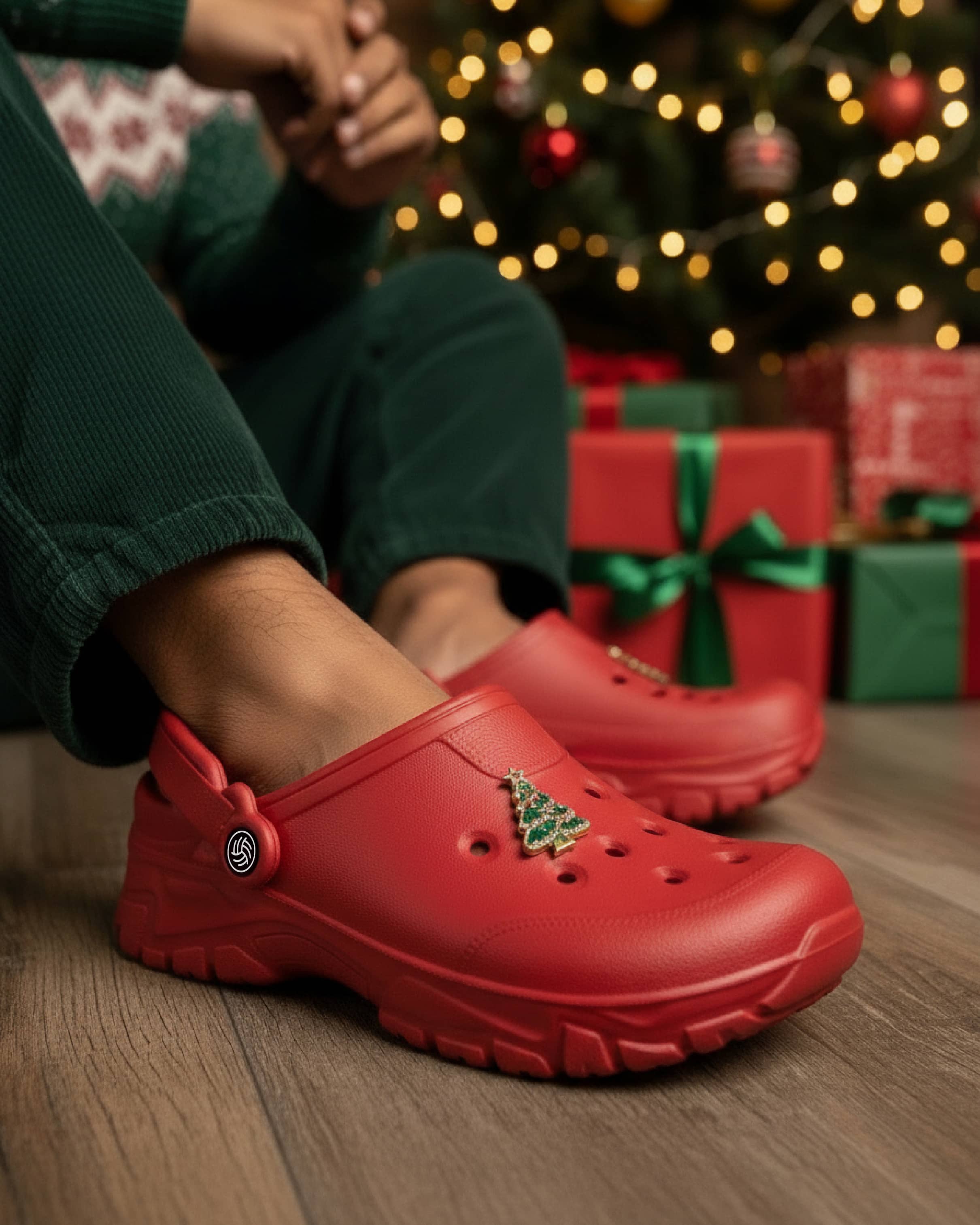 Bacca Bucci Christmas Clogs - Image 4