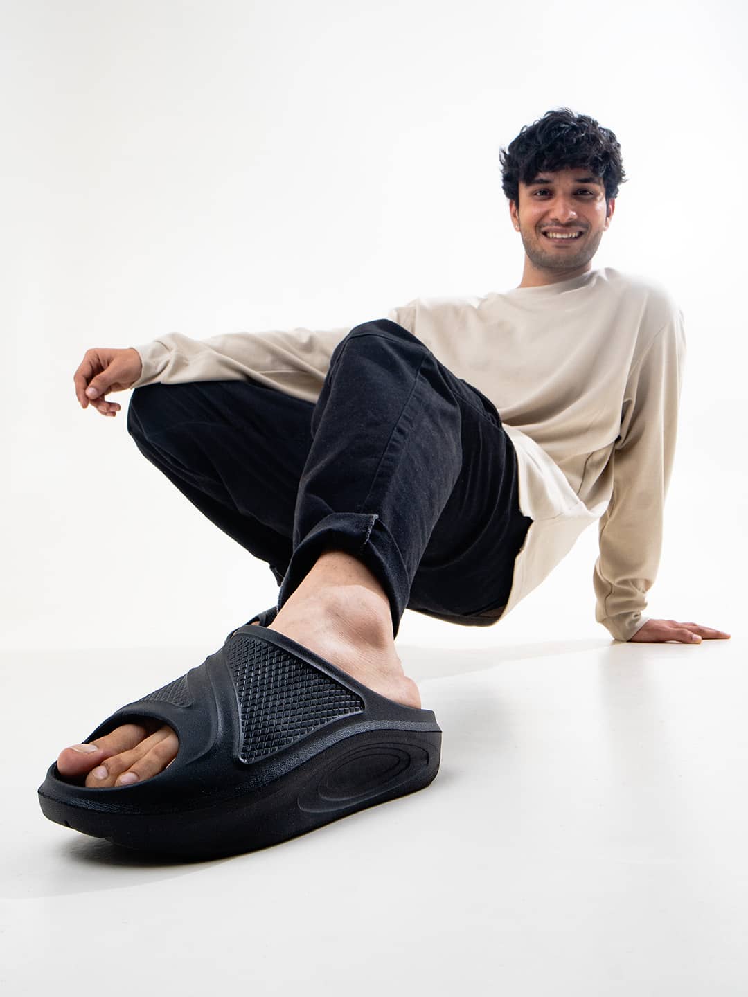 Floats - Image 9