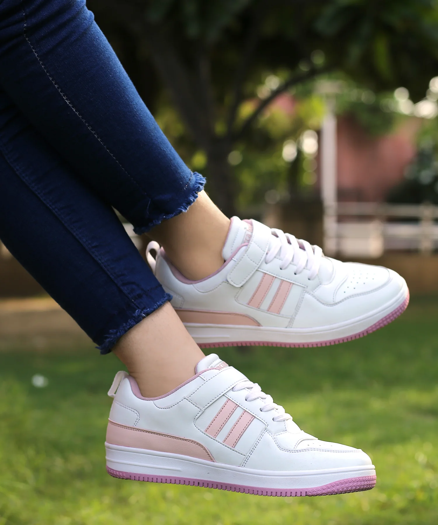 Bacca Bucci PHOENIX Low-Top Fashion Women's Sneakers with Hook & Loop Closure - Image 4