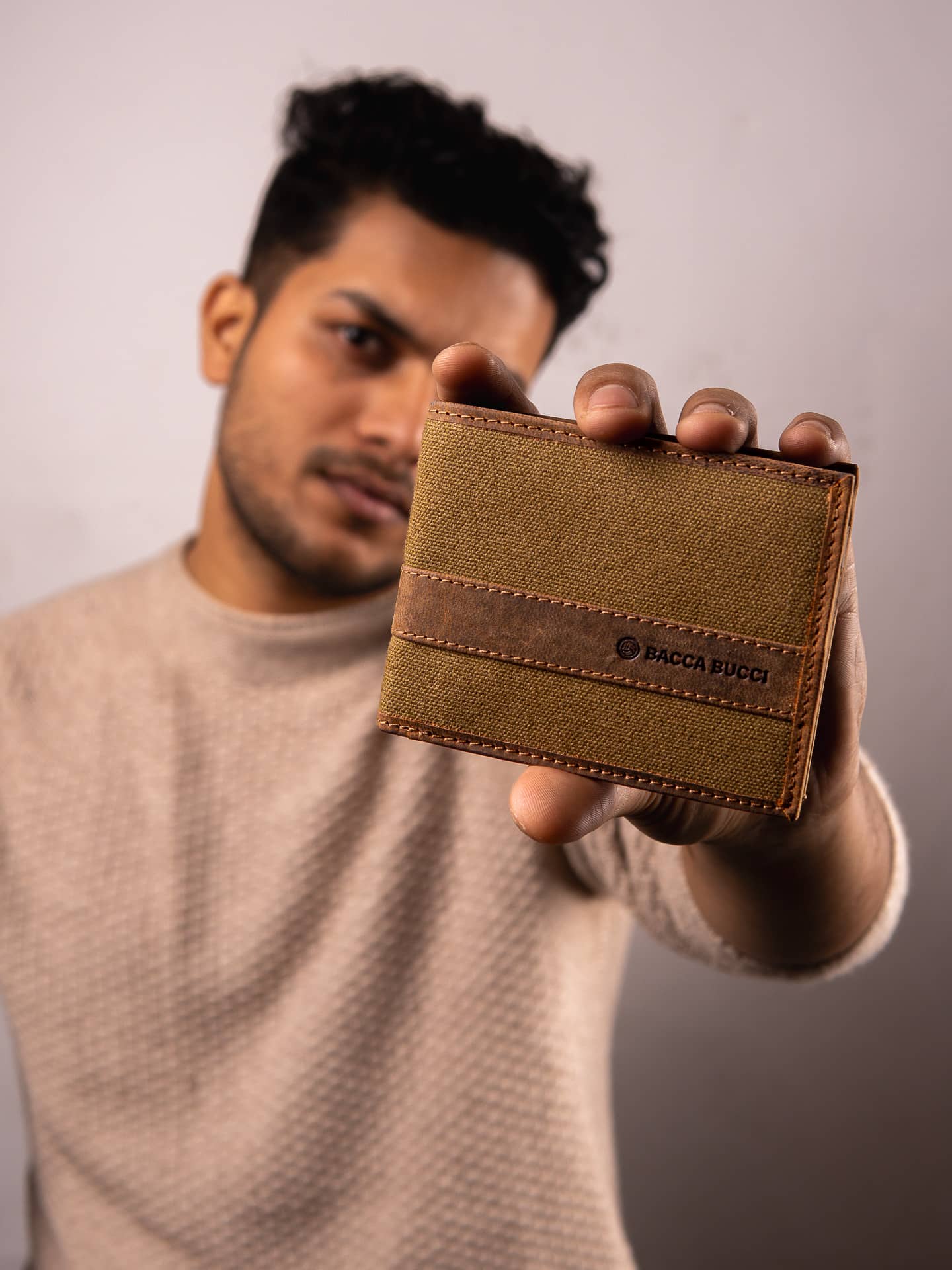 Bacca Bucci Rustic Rover Leather & Canvas Wallet - Image 3
