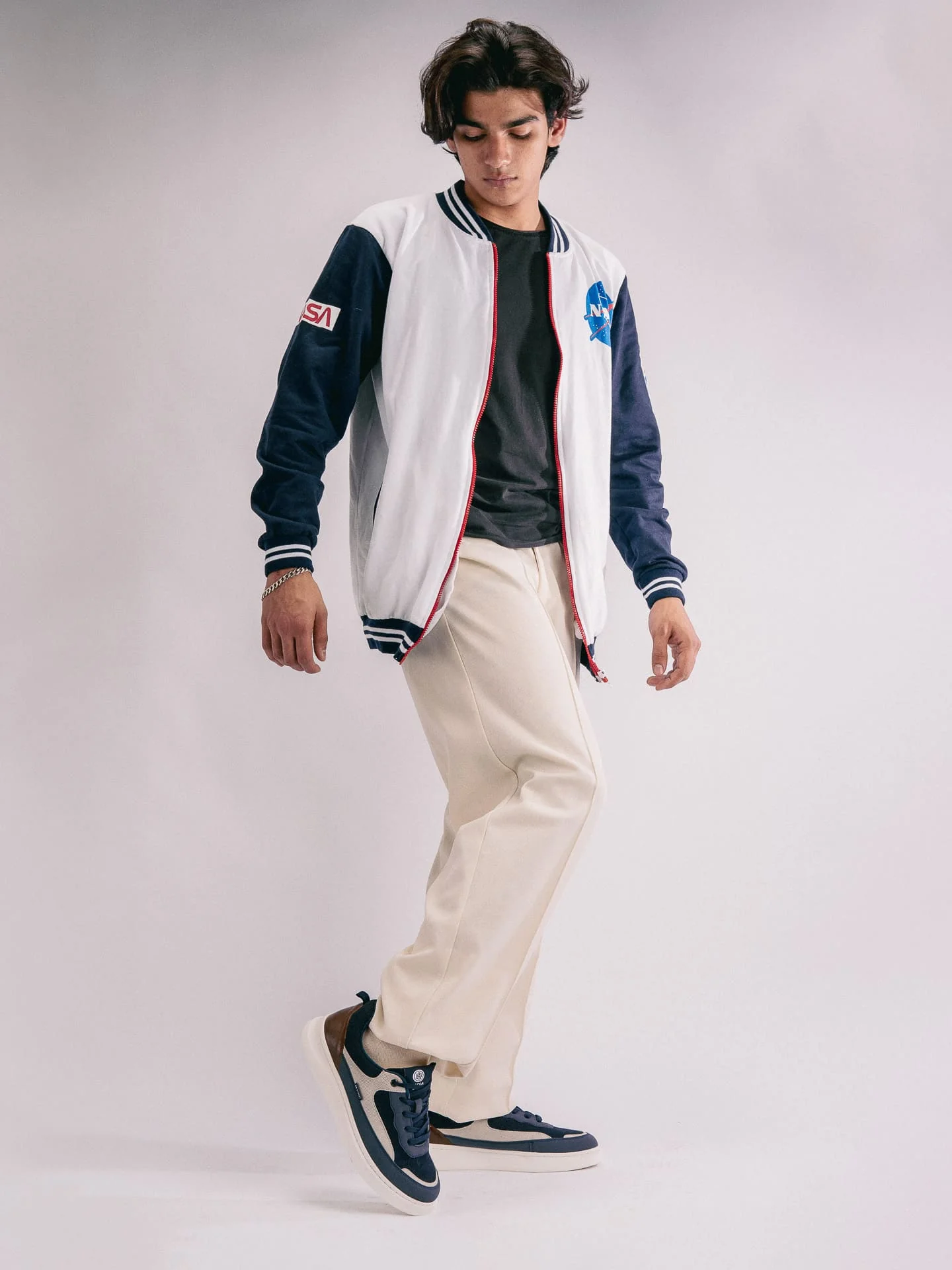 VIBE-STEP - Image 3