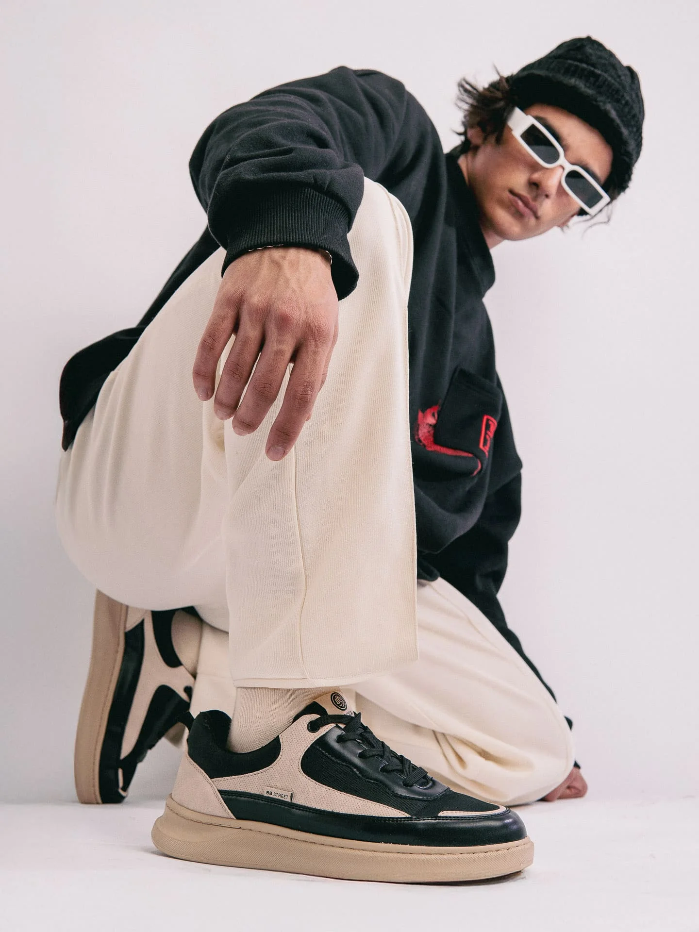 VIBE-STEP - Image 24